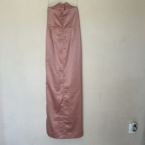 House of CB Adrienne‎ Blush Satin Strapless Gown size M - Picture 9 of 9